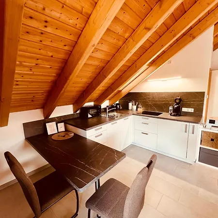 Mit King-size-bett & Privatparkplatz *